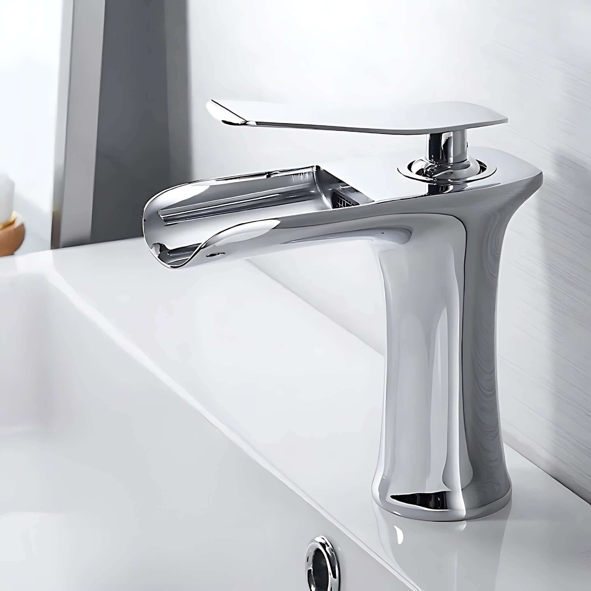 Helfer Waterfall Basin Bathroom Sink Faucet Single handle