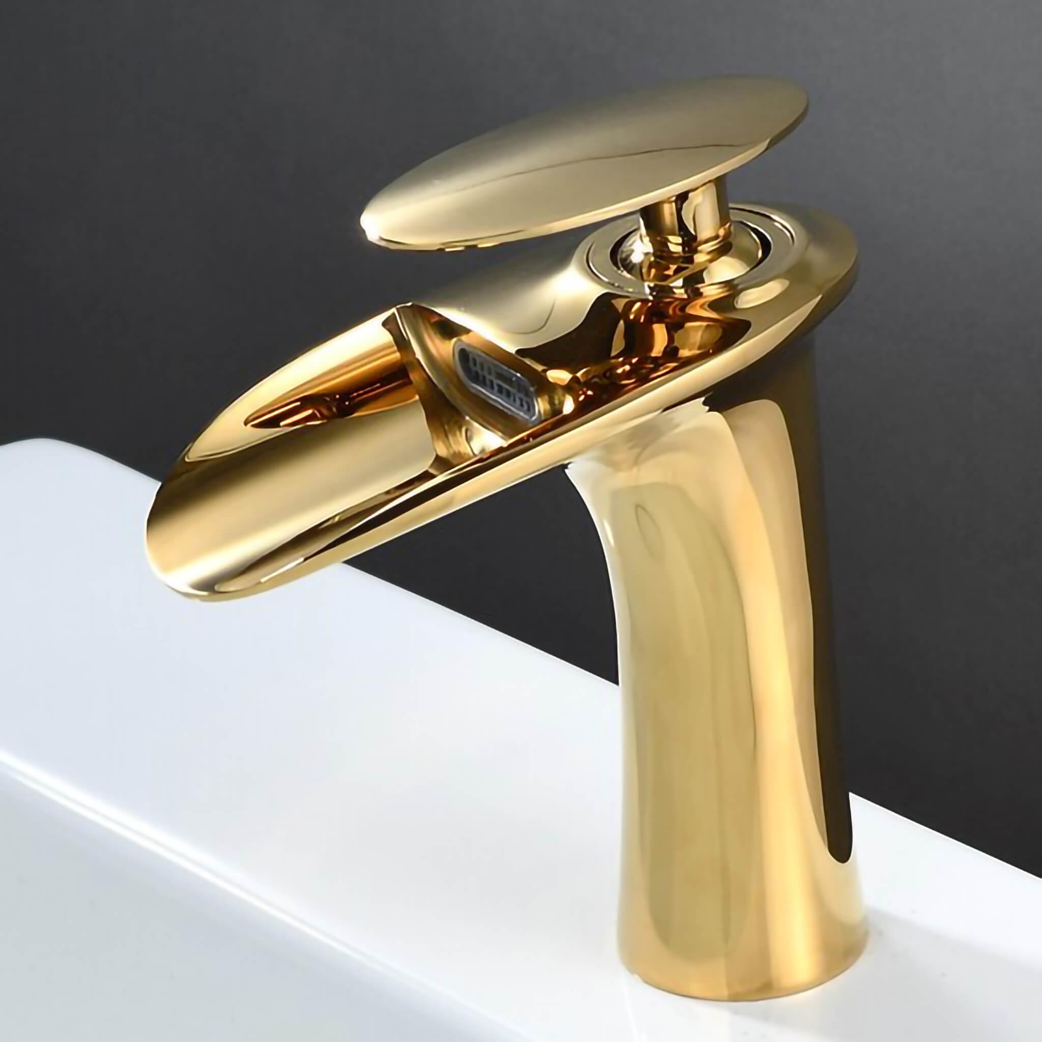 Jiebao Vintage/Retro Waterfall Bath Faucet With Hand Shower - Wall Mount, 2-Handle, Antique Brass